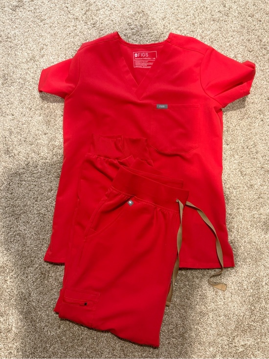 Figs Other - FIGS Kids Bright Red Scrub-Style Pajama Set